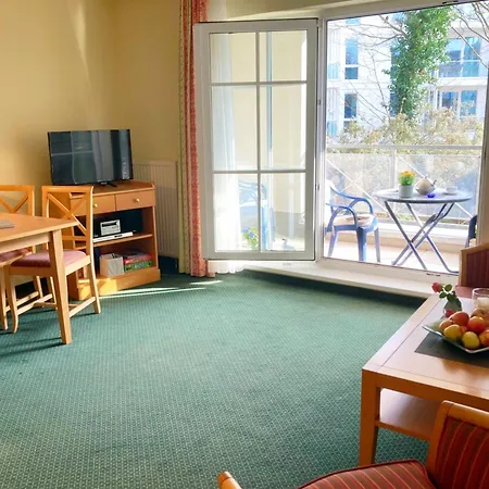 1 1 10 Inselstrand Apartman *